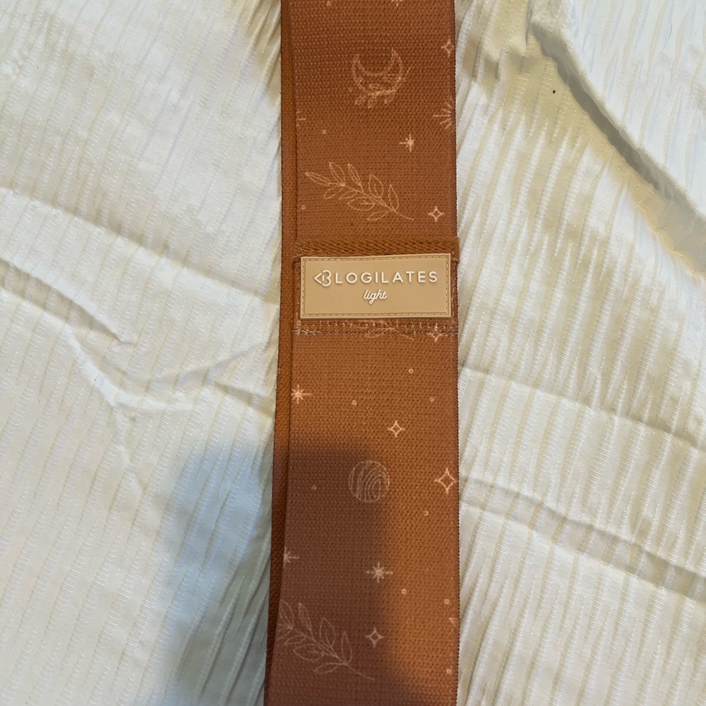 Blogilates Light Resistance Band - Rust Floral Print
